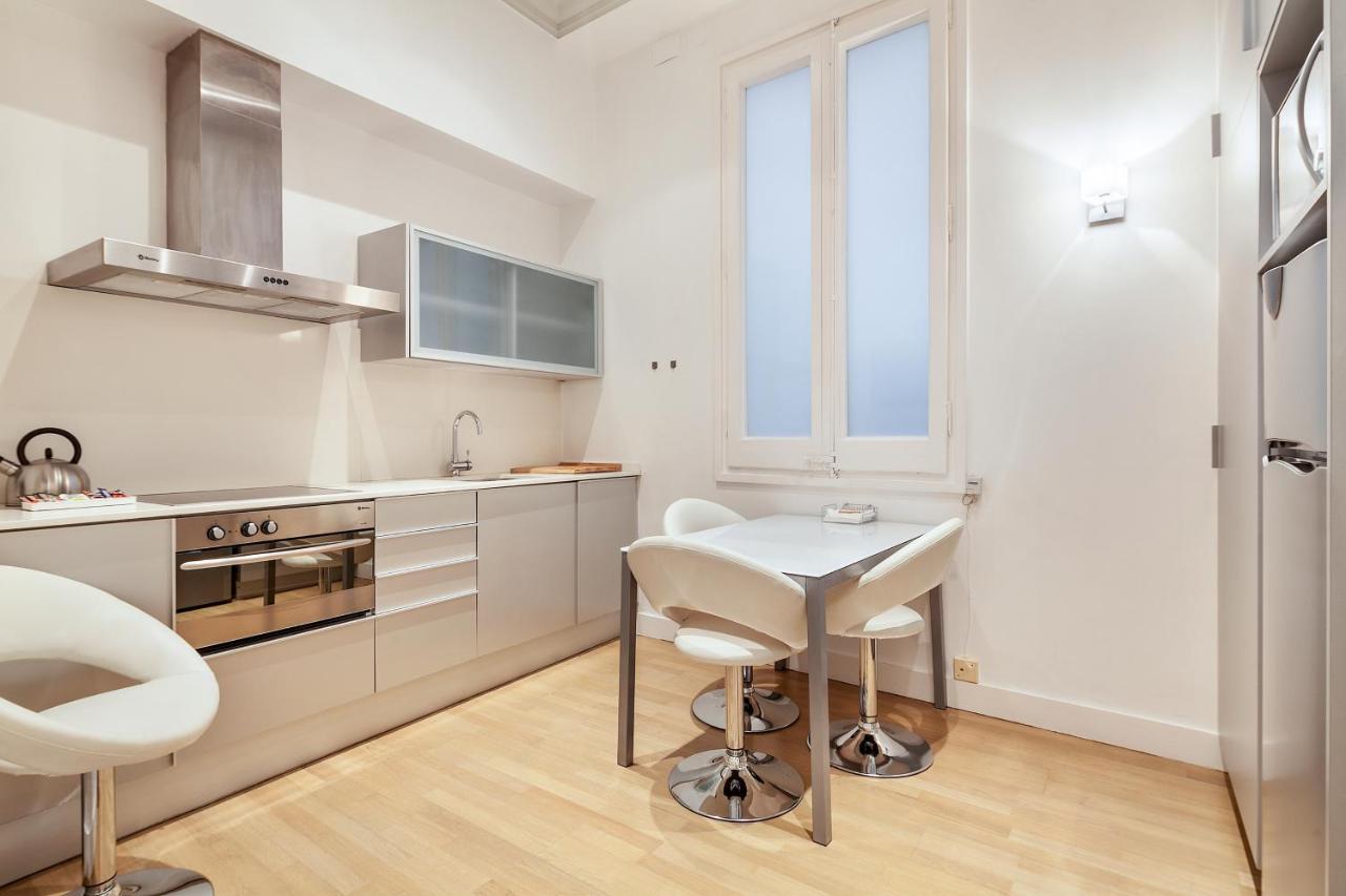 Uma Suites Rambla Catalunya 22 Barcelona Exterior foto