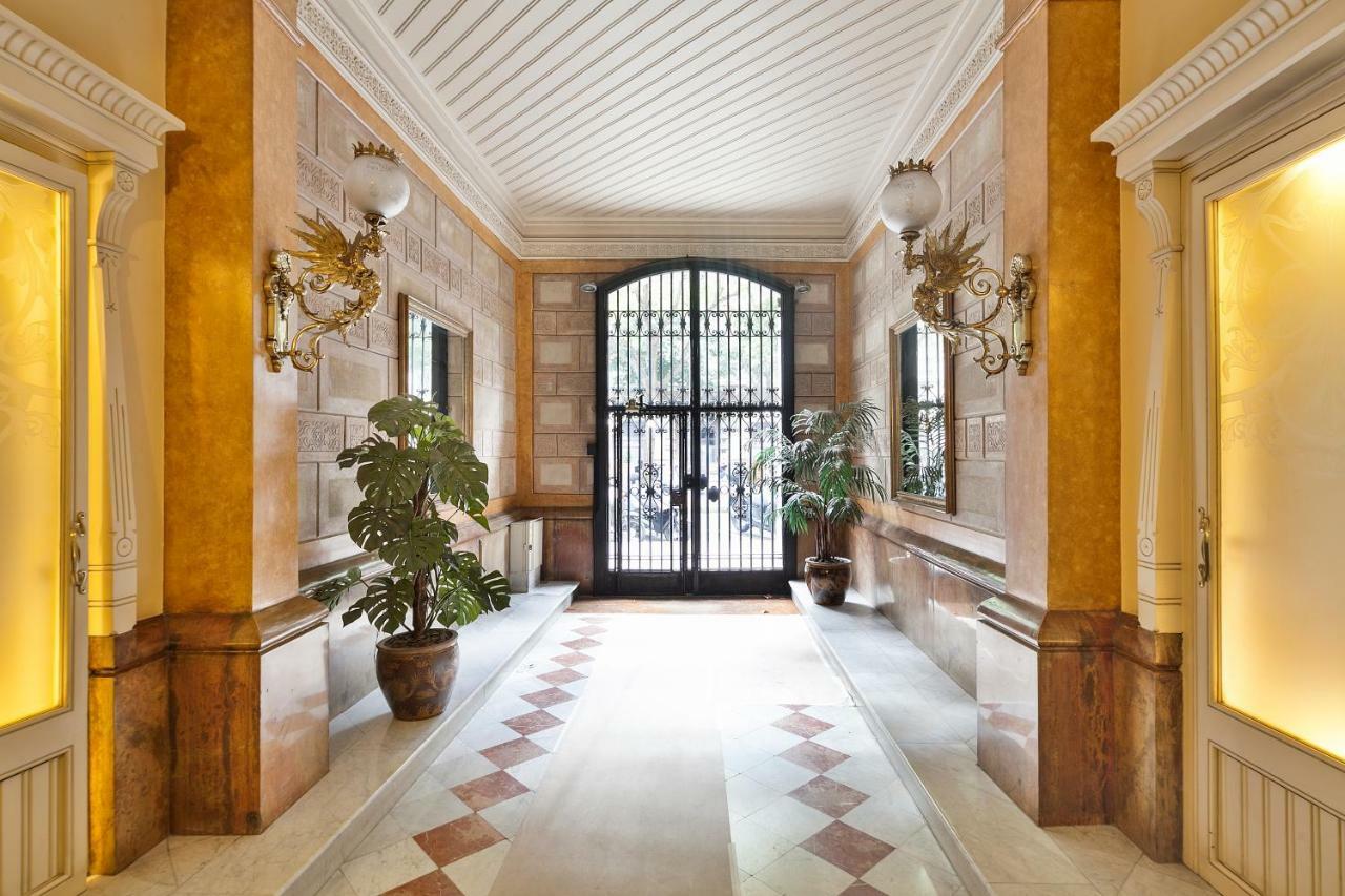 Uma Suites Rambla Catalunya 22 Barcelona Exterior foto